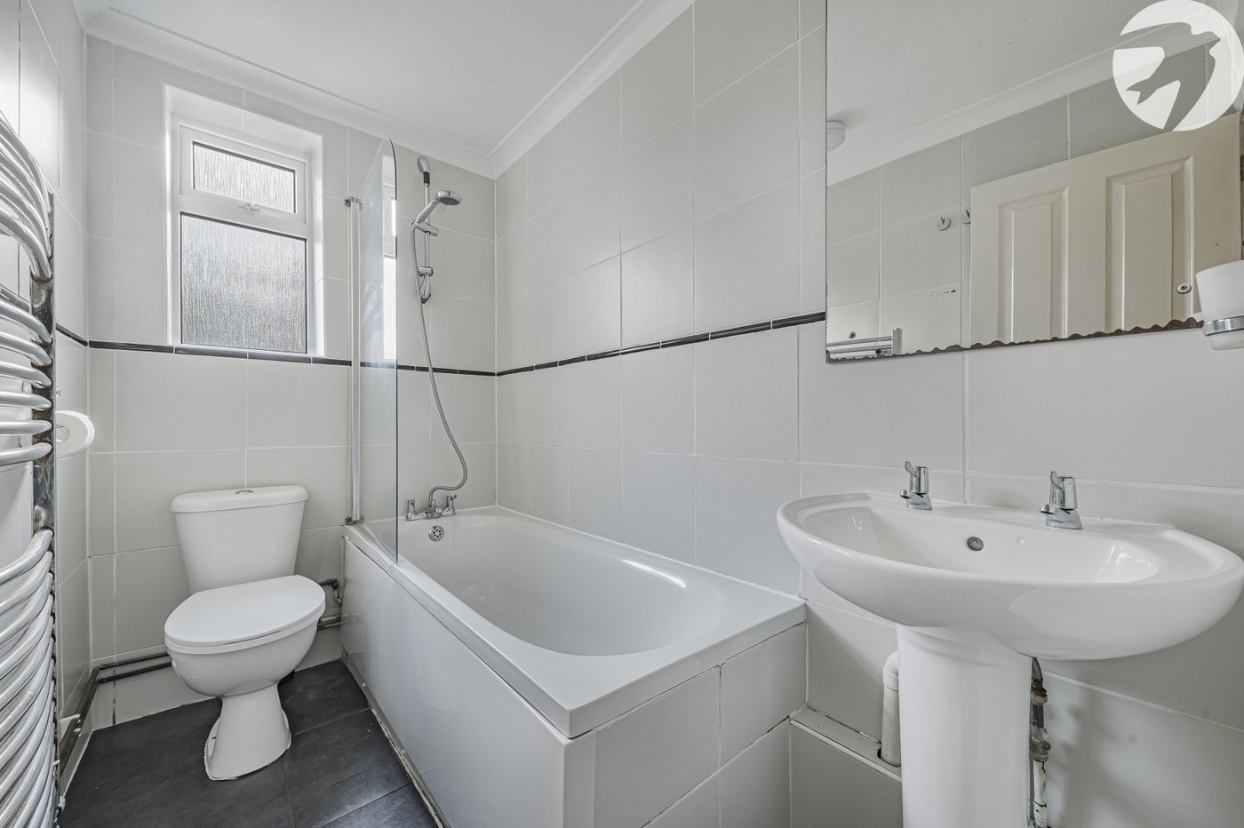 3 bedroom house for sale in London | Robinson Jackson