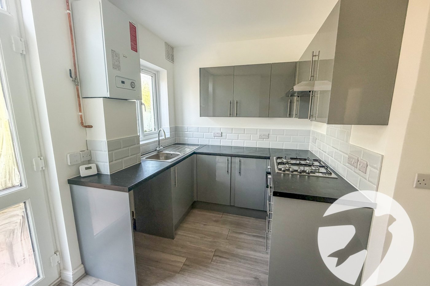 2 bedroom property for sale in London | Robinson Jackson