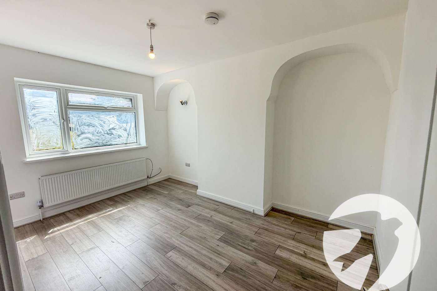 2 bedroom property for sale in London | Robinson Jackson