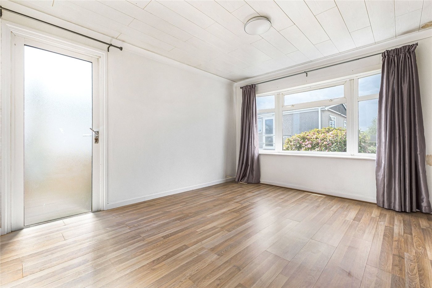 1 bedroom bungalow for sale in Allhallows | Robinson Michael & Jackson
