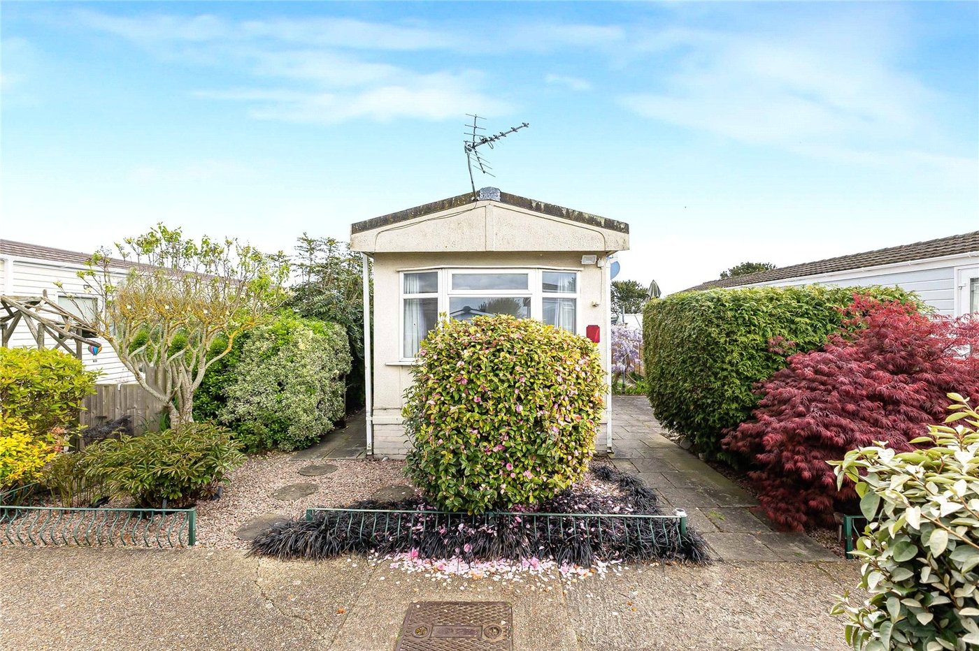 1 bedroom bungalow for sale in Allhallows | Robinson Michael & Jackson