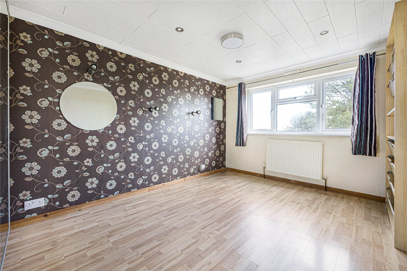 1 bedroom bungalow for sale in Allhallows | Robinson Michael & Jackson