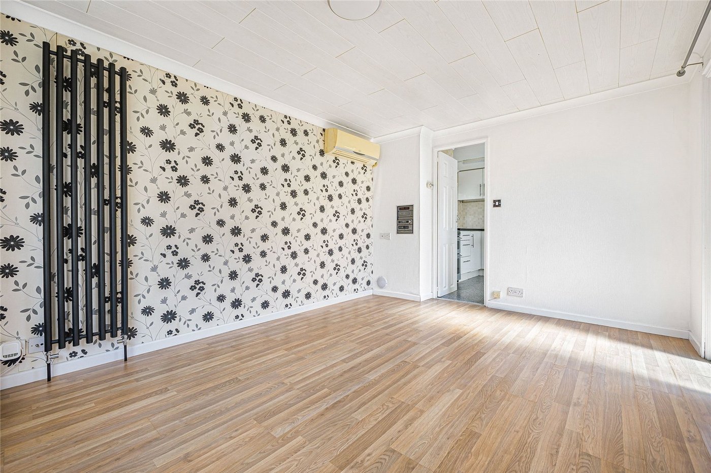 1 bedroom bungalow for sale in Allhallows | Robinson Michael & Jackson
