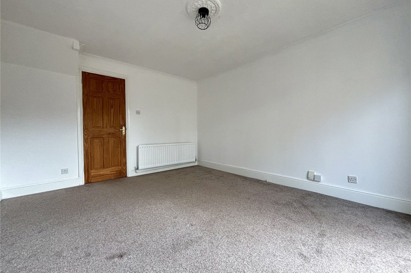 2 bedroom house for sale in Chatham | Robinson Michael & Jackson