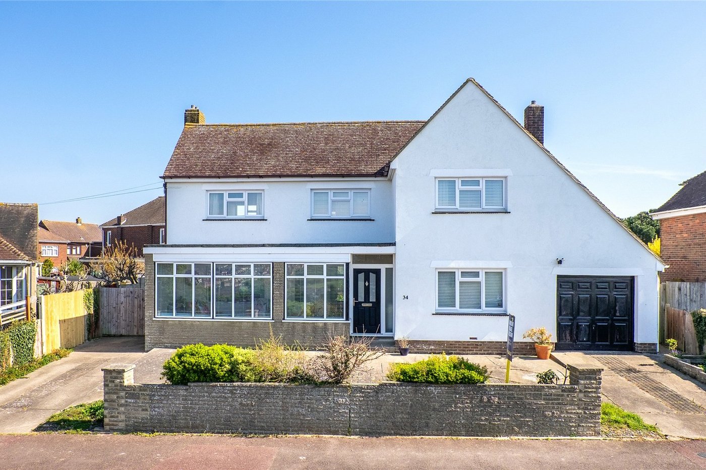 4 bedroom house for sale in Darland | Robinson Michael & Jackson