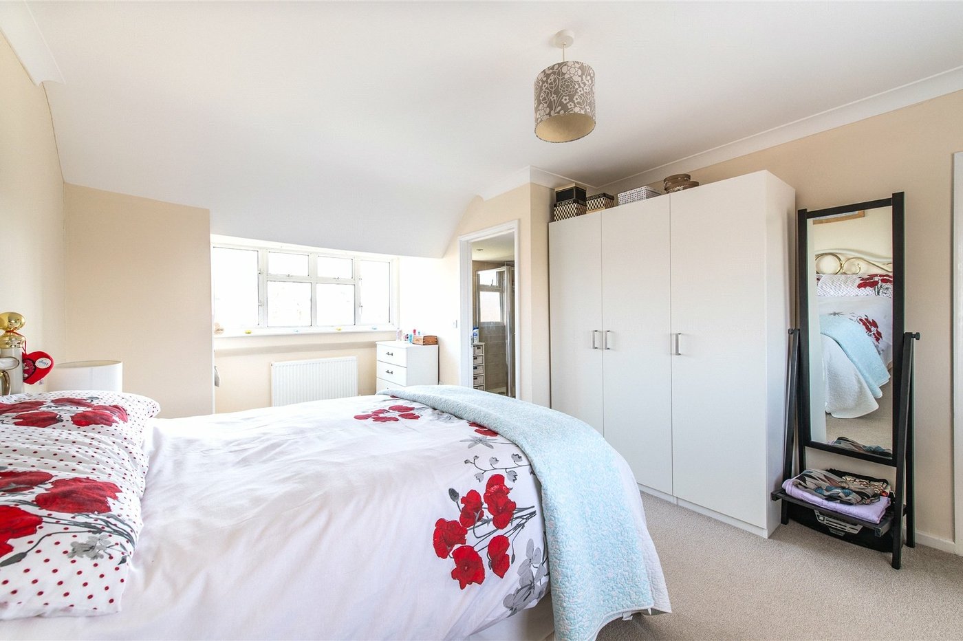 4 bedroom house for sale in Darland | Robinson Michael & Jackson