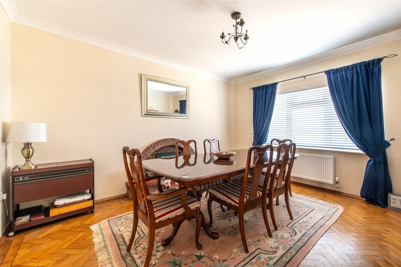 4 bedroom house for sale in Darland | Robinson Michael & Jackson