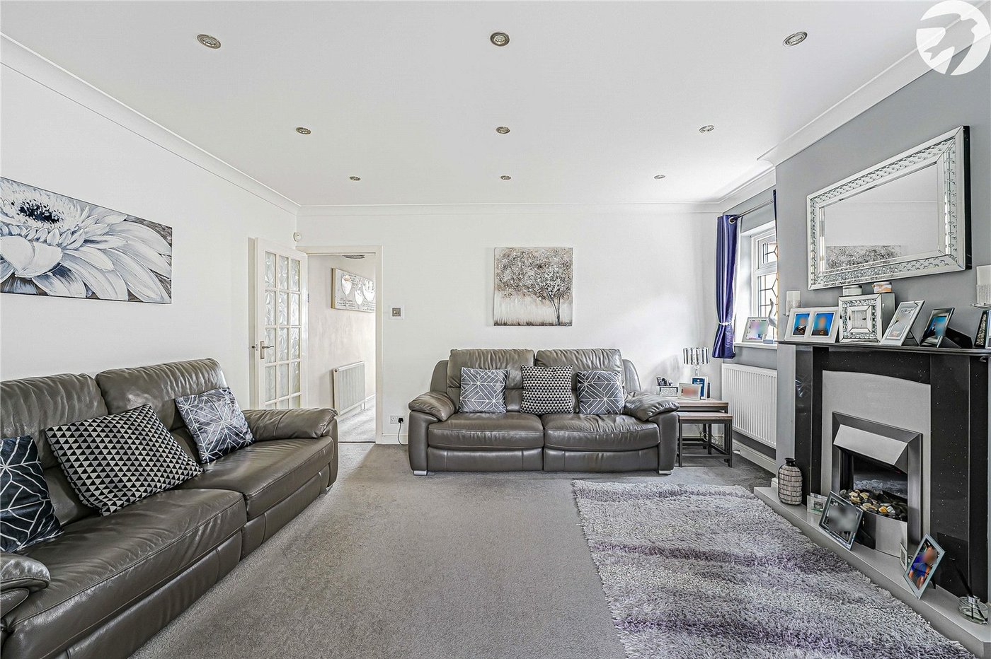 3 bedroom house for sale in West Dartford | Robinson Jackson