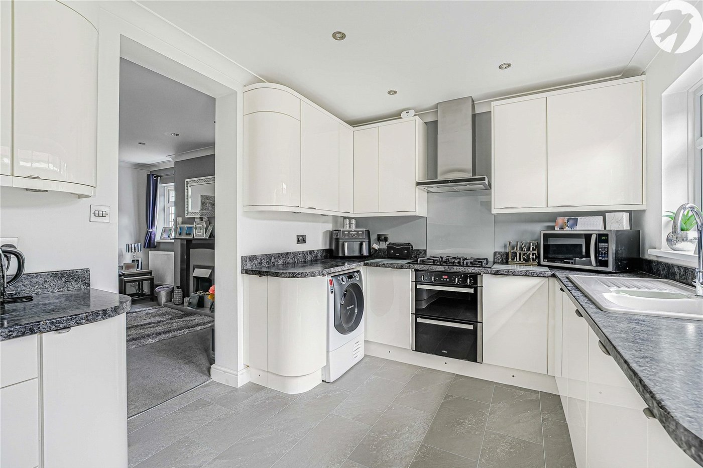 3 bedroom house for sale in West Dartford | Robinson Jackson