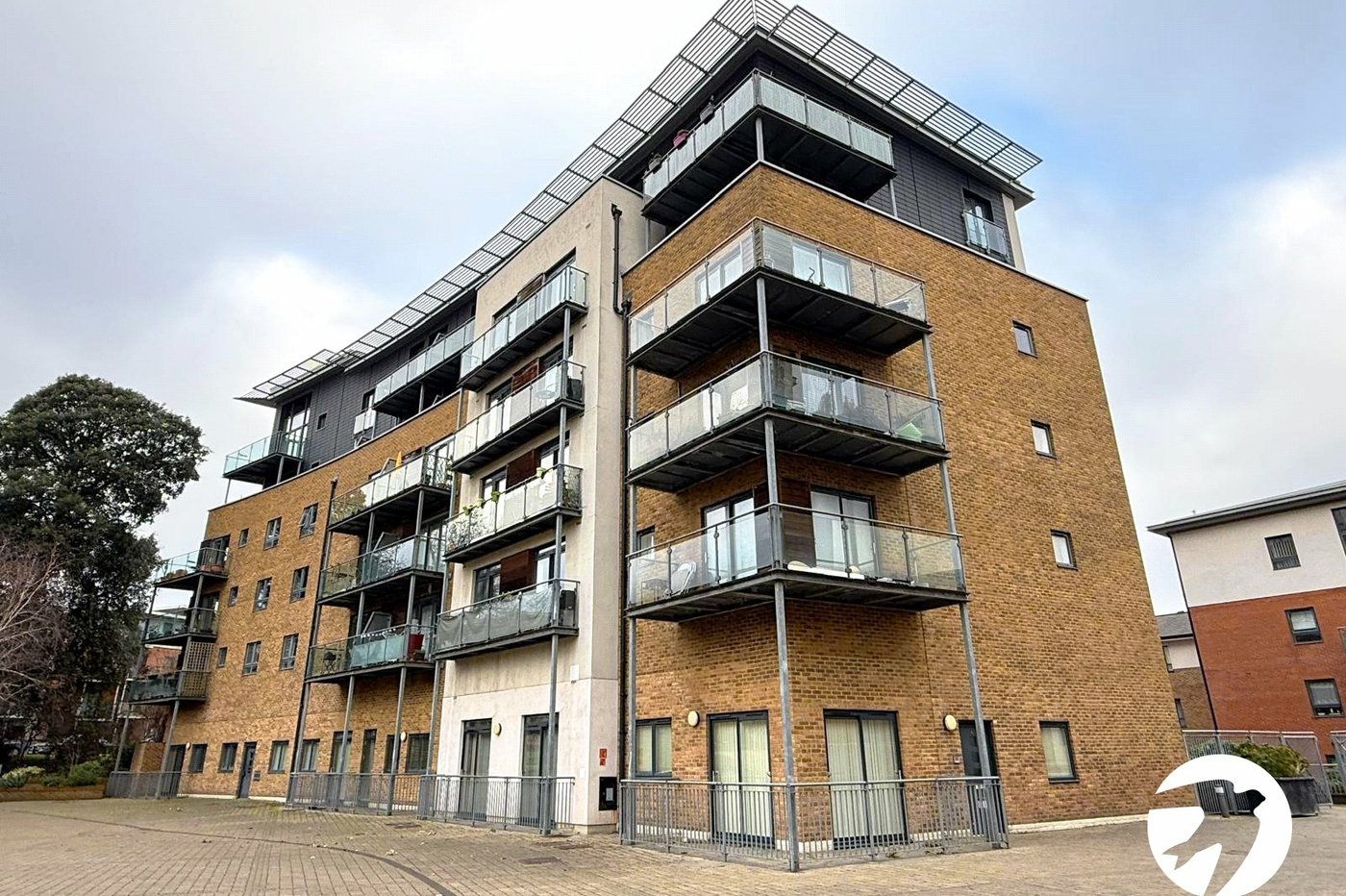 2 bedroom property for sale in Hither Green Lane | Robinson Jackson