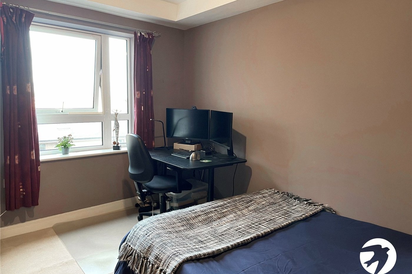 2 bedroom property for sale in Hither Green Lane | Robinson Jackson