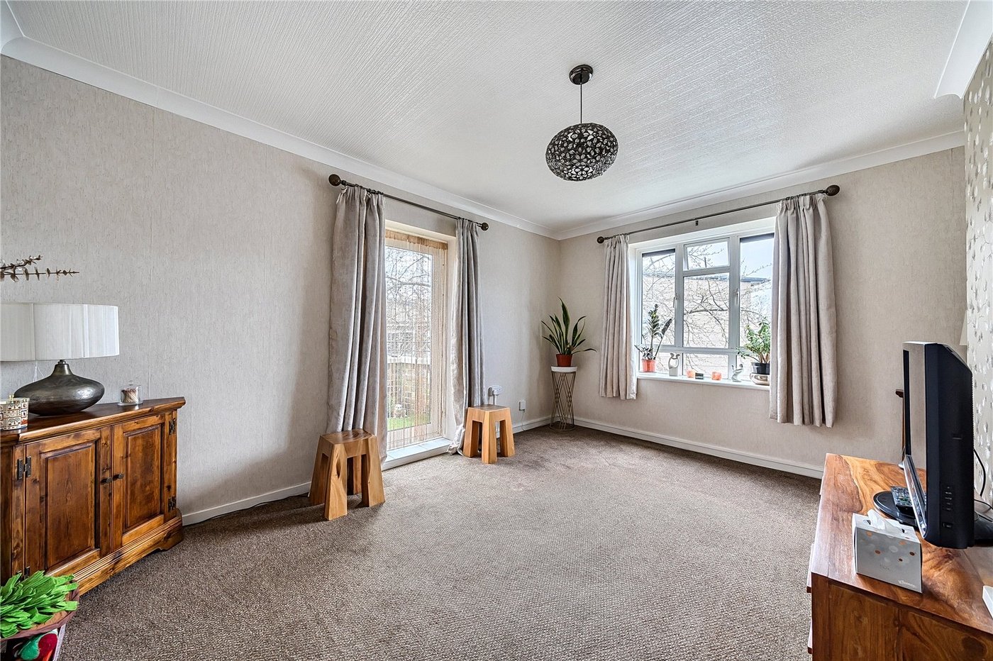 2 bedroom property for sale in Dulwich | Robinson Jackson