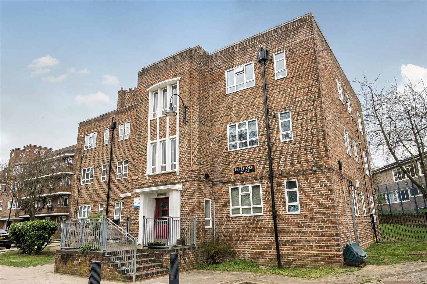 2 bedroom property for sale in Dulwich | Robinson Jackson