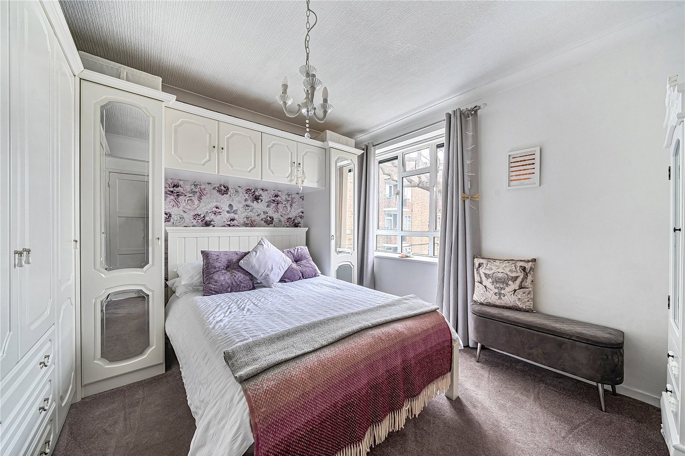 2 bedroom property for sale in Dulwich | Robinson Jackson