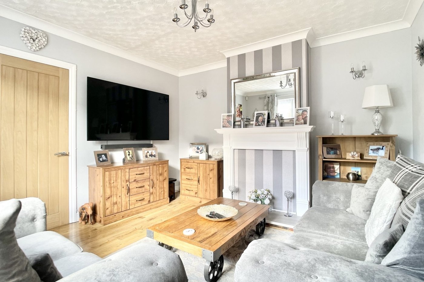 house for sale in Dartford, Kent, DA2 Robinson Jackson