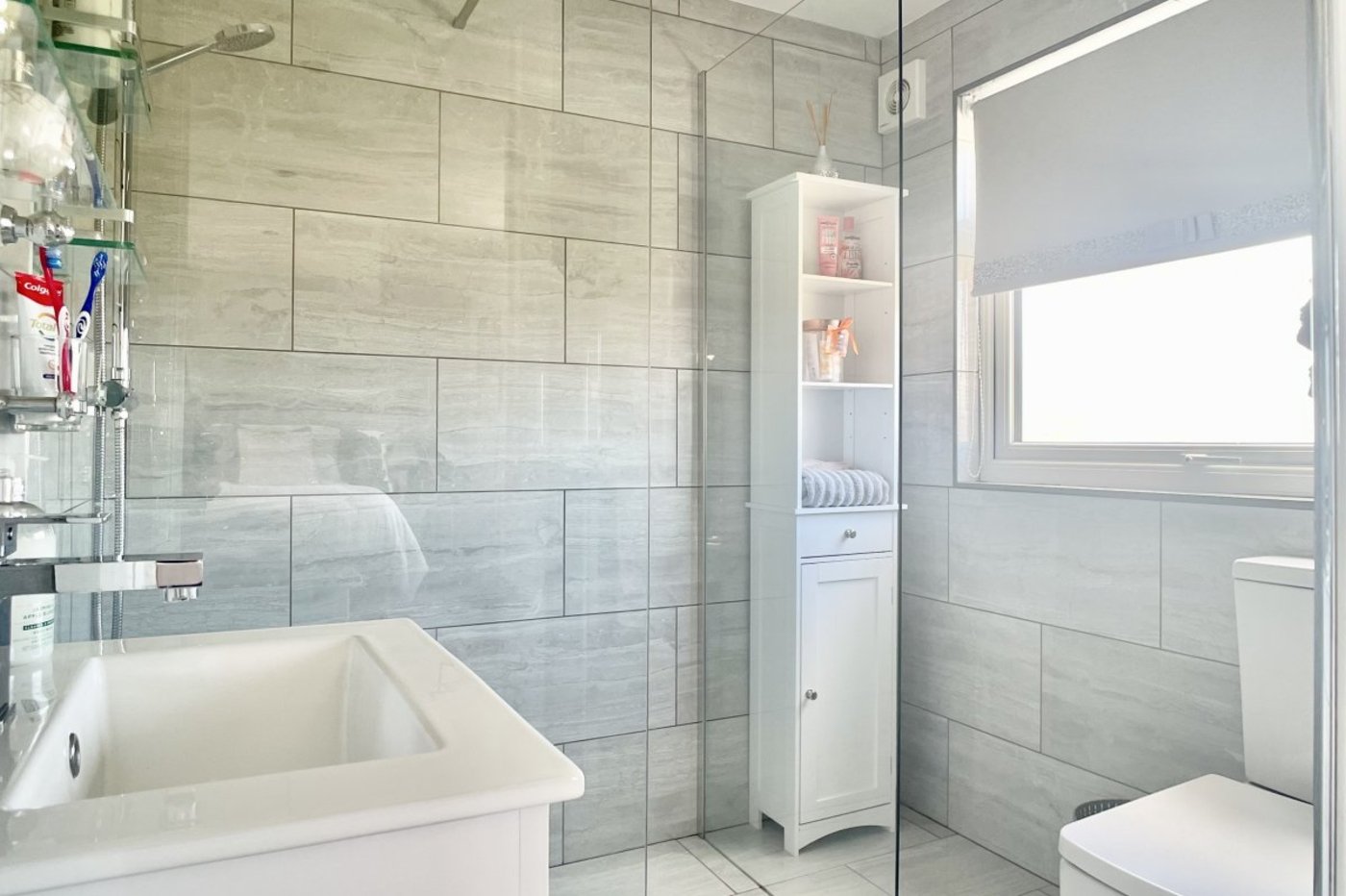 house for sale in Dartford, Kent, DA2 Robinson Jackson