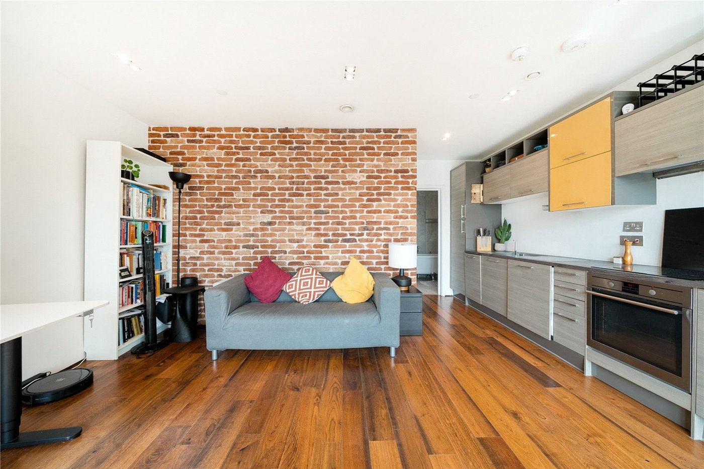 1 bedroom property for sale in  | Robinson Jackson