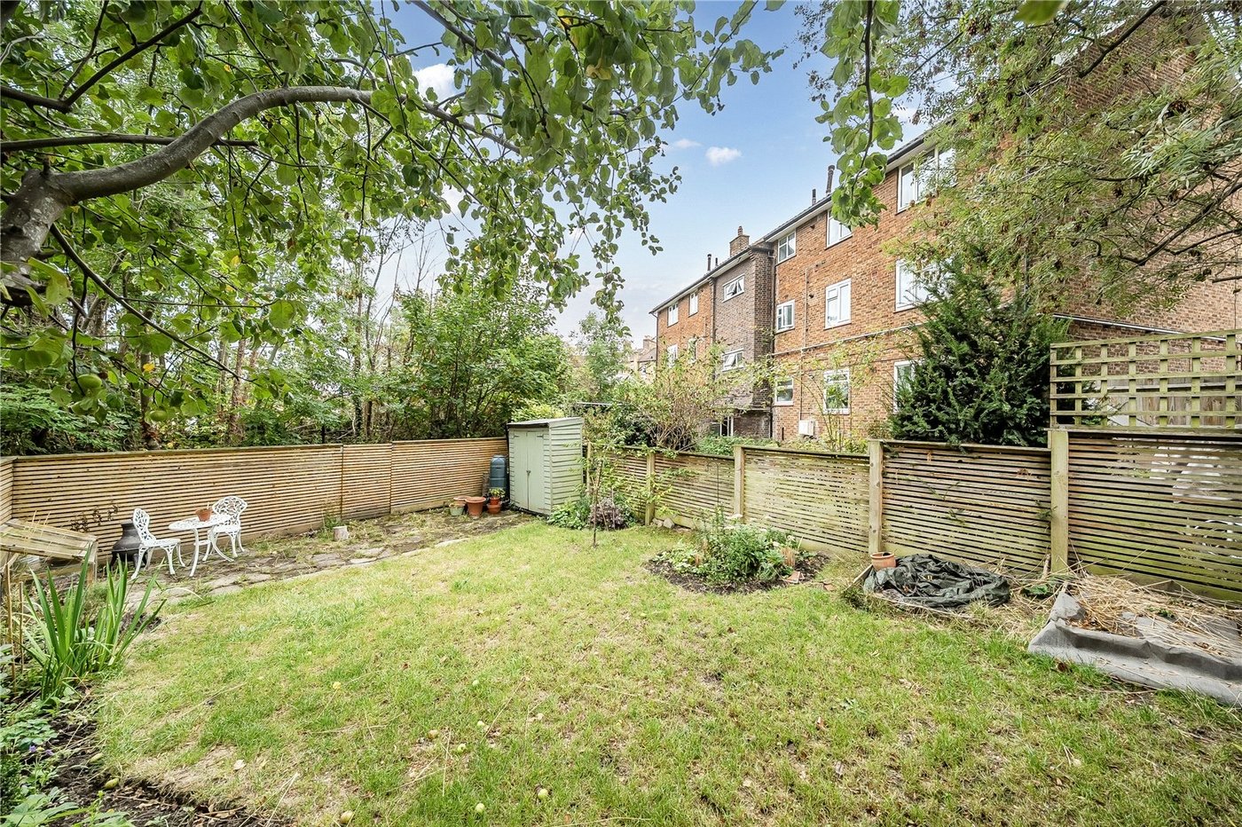 2 bedroom property for sale in  | Robinson Jackson