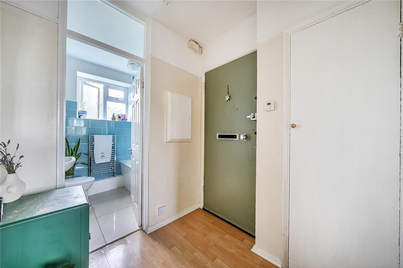 2 bedroom property for sale in  | Robinson Jackson