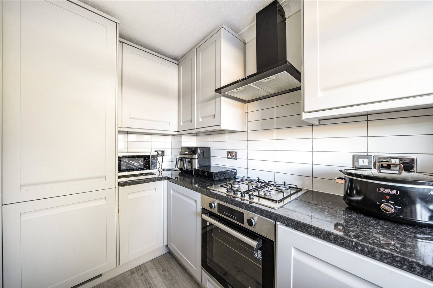 2 bedroom house for sale in Sydenham | Robinson Jackson