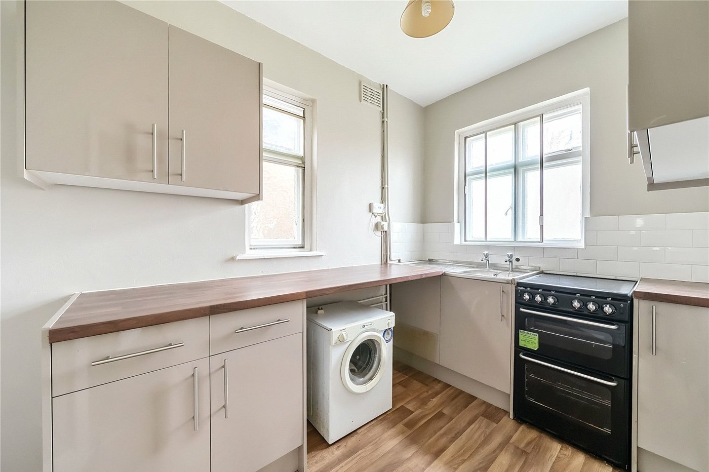 2 bedroom property for sale in Sydenham | Robinson Jackson