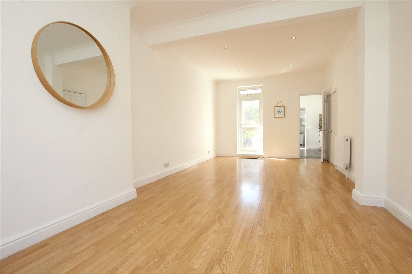 3 bedroom house for sale in Plumstead Common | Robinson Jackson