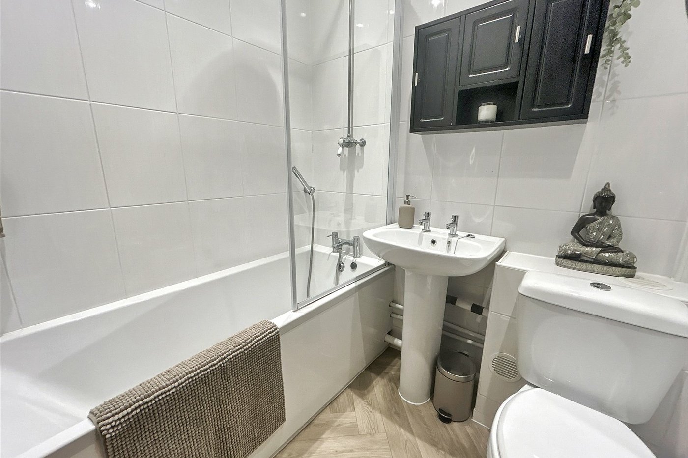2 bedroom house for sale in Sidcup | Robinson Jackson