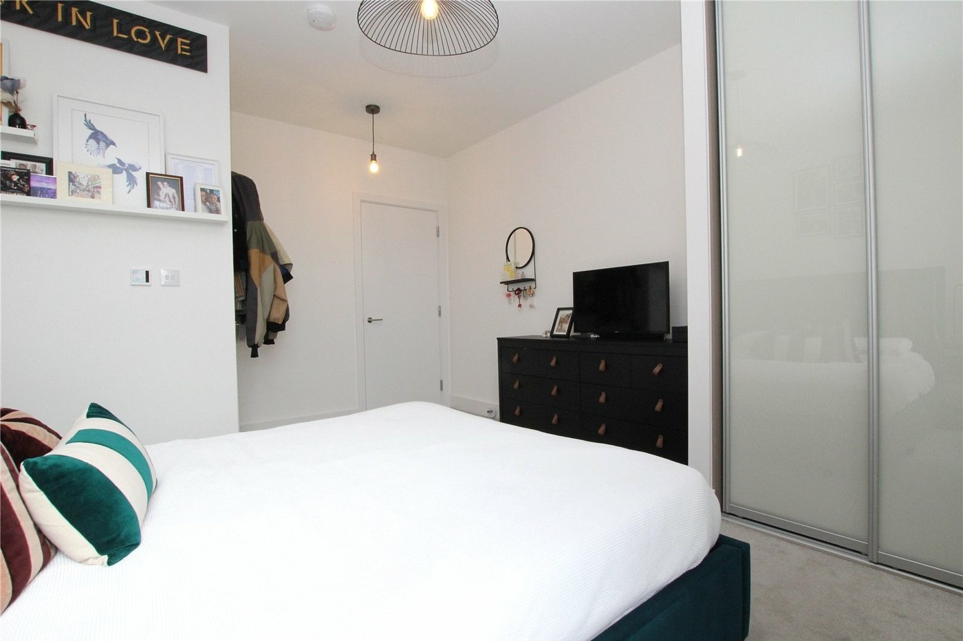 2 bedroom property for sale in Abbey Wood | Robinson Jackson