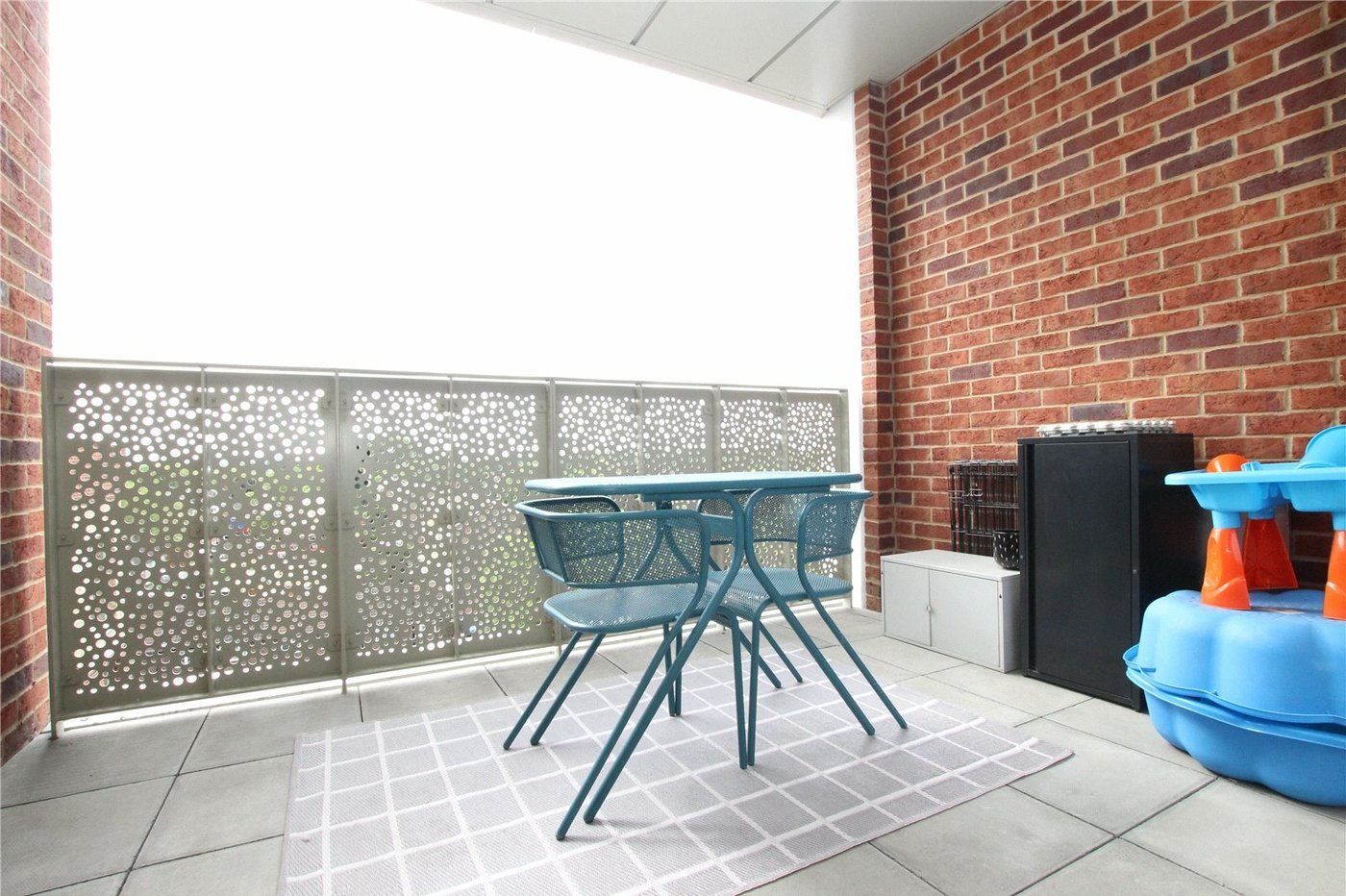 2 bedroom property for sale in Abbey Wood | Robinson Jackson
