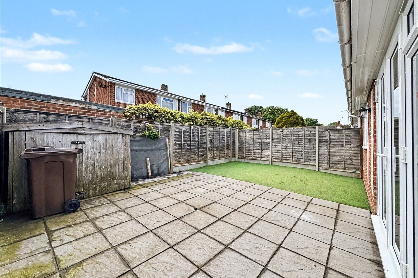 1 bedroom bungalow for sale in Parkwood | Robinson Michael & Jackson
