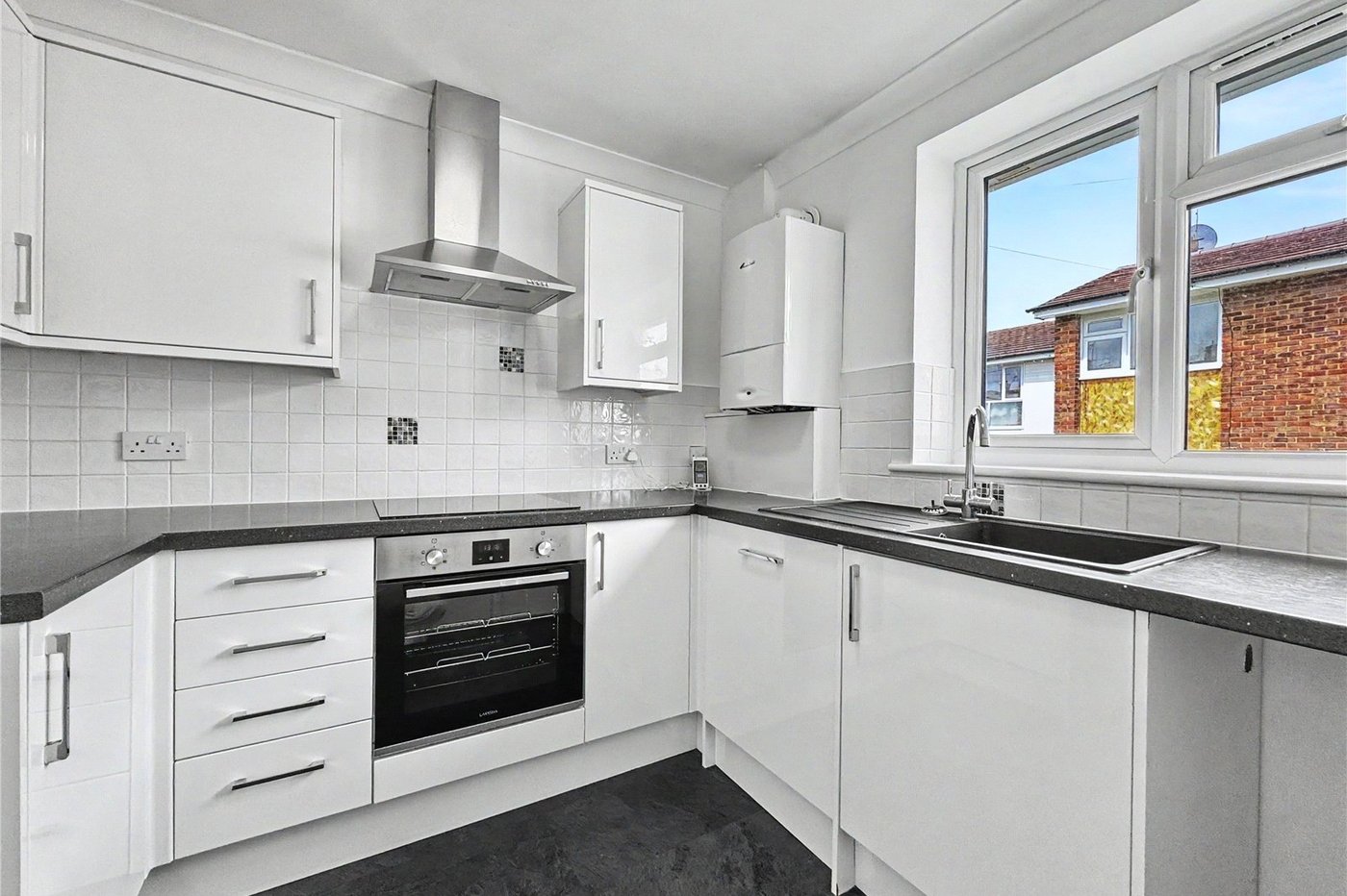 1 bedroom bungalow for sale in Parkwood | Robinson Michael & Jackson