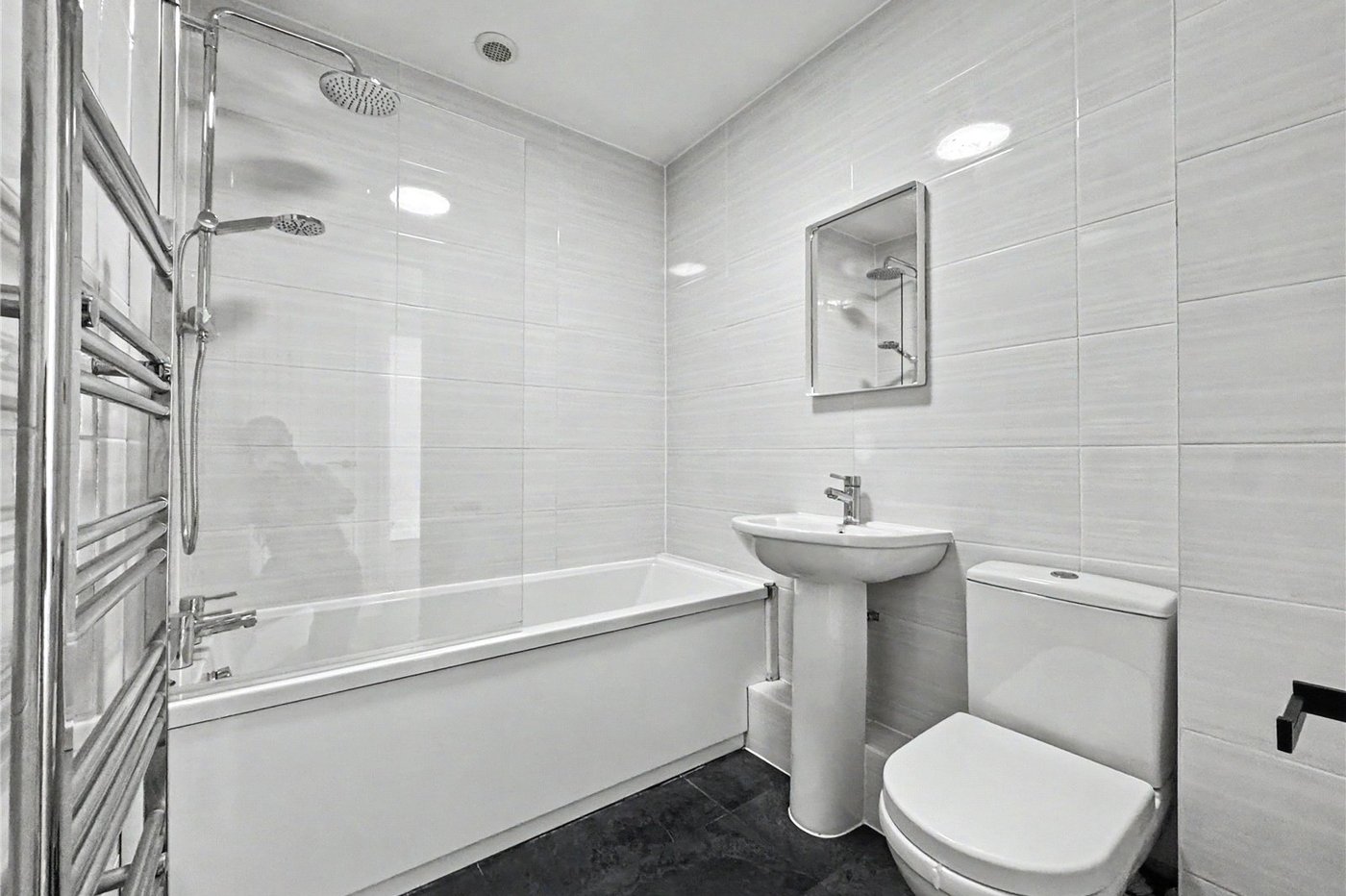 1 bedroom bungalow for sale in Parkwood | Robinson Michael & Jackson