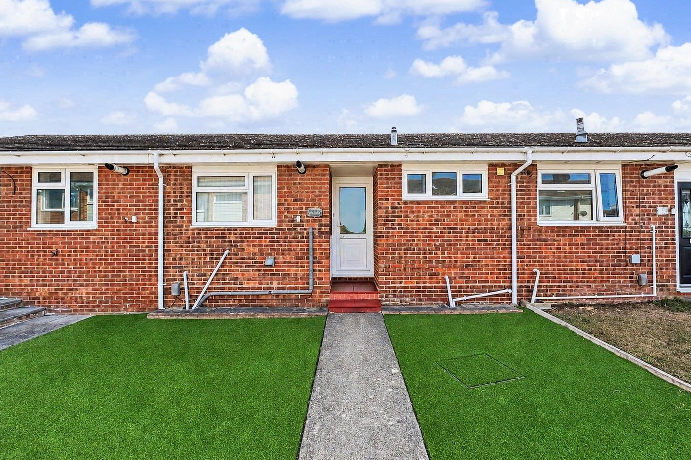 1 bedroom bungalow for sale in Parkwood | Robinson Michael & Jackson