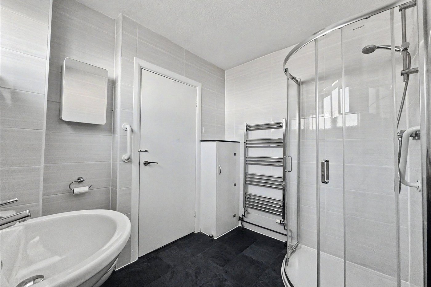 1 bedroom bungalow for sale in Parkwood | Robinson Michael & Jackson
