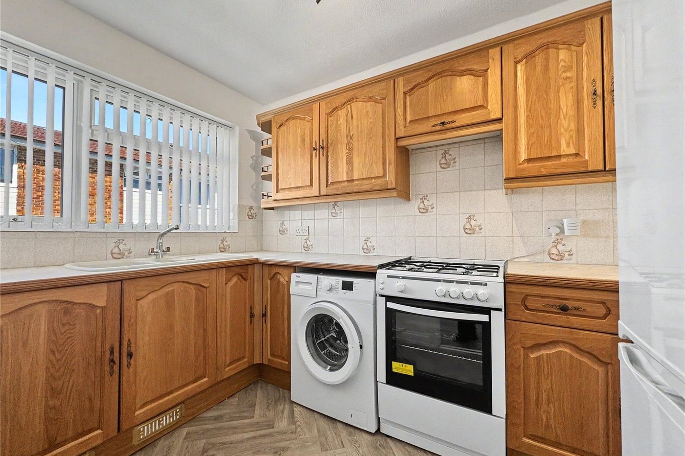 1 bedroom bungalow for sale in Parkwood | Robinson Michael & Jackson