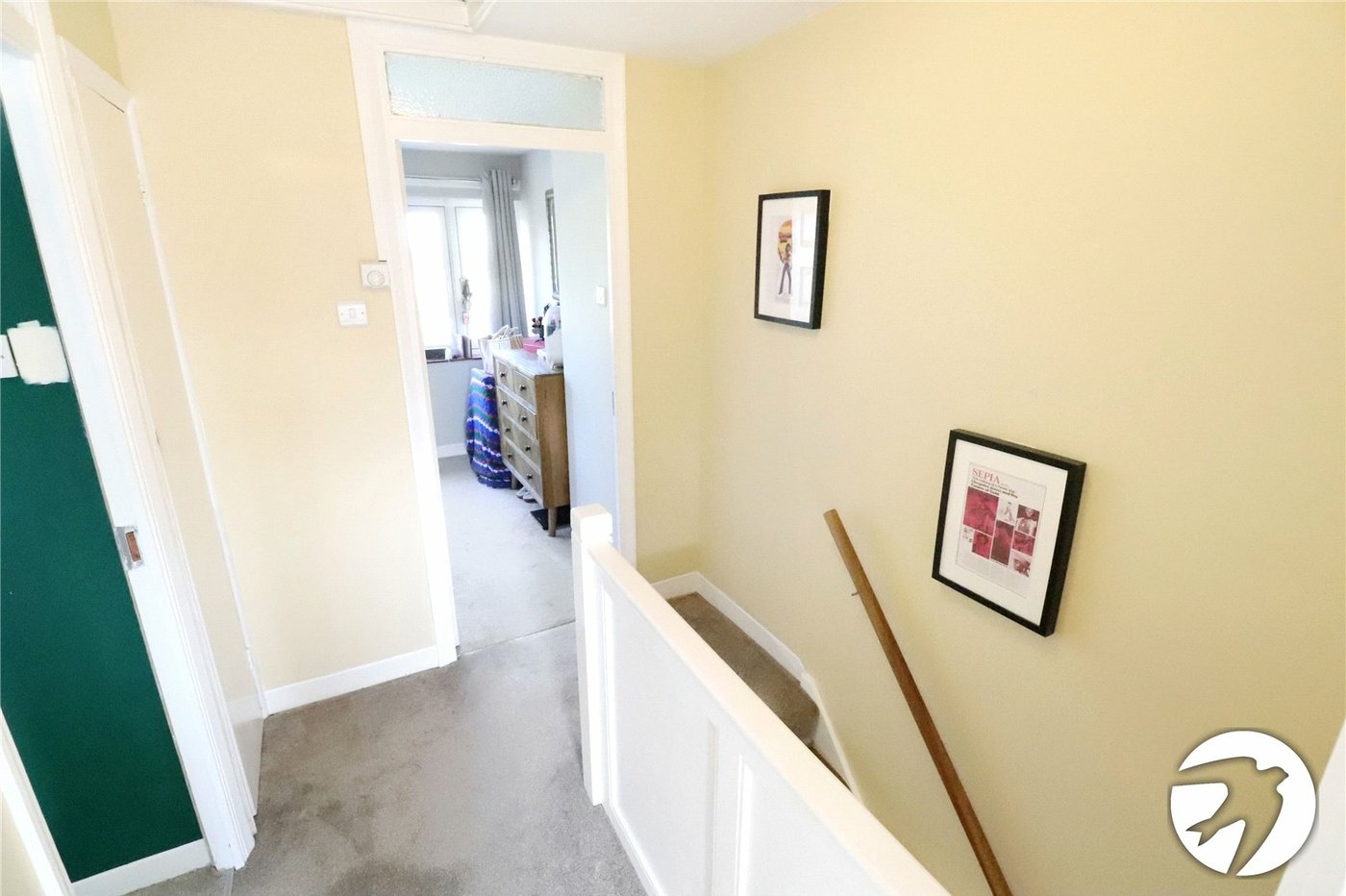 2 bedroom property for sale in London | Robinson Jackson