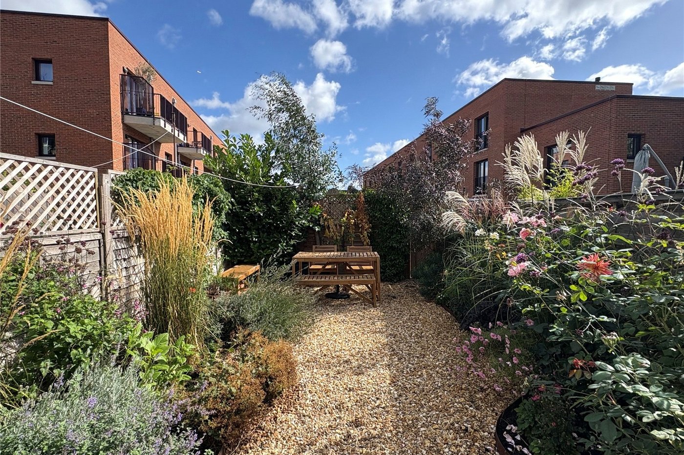 2 bedroom house for sale in Sydenham | Robinson Jackson