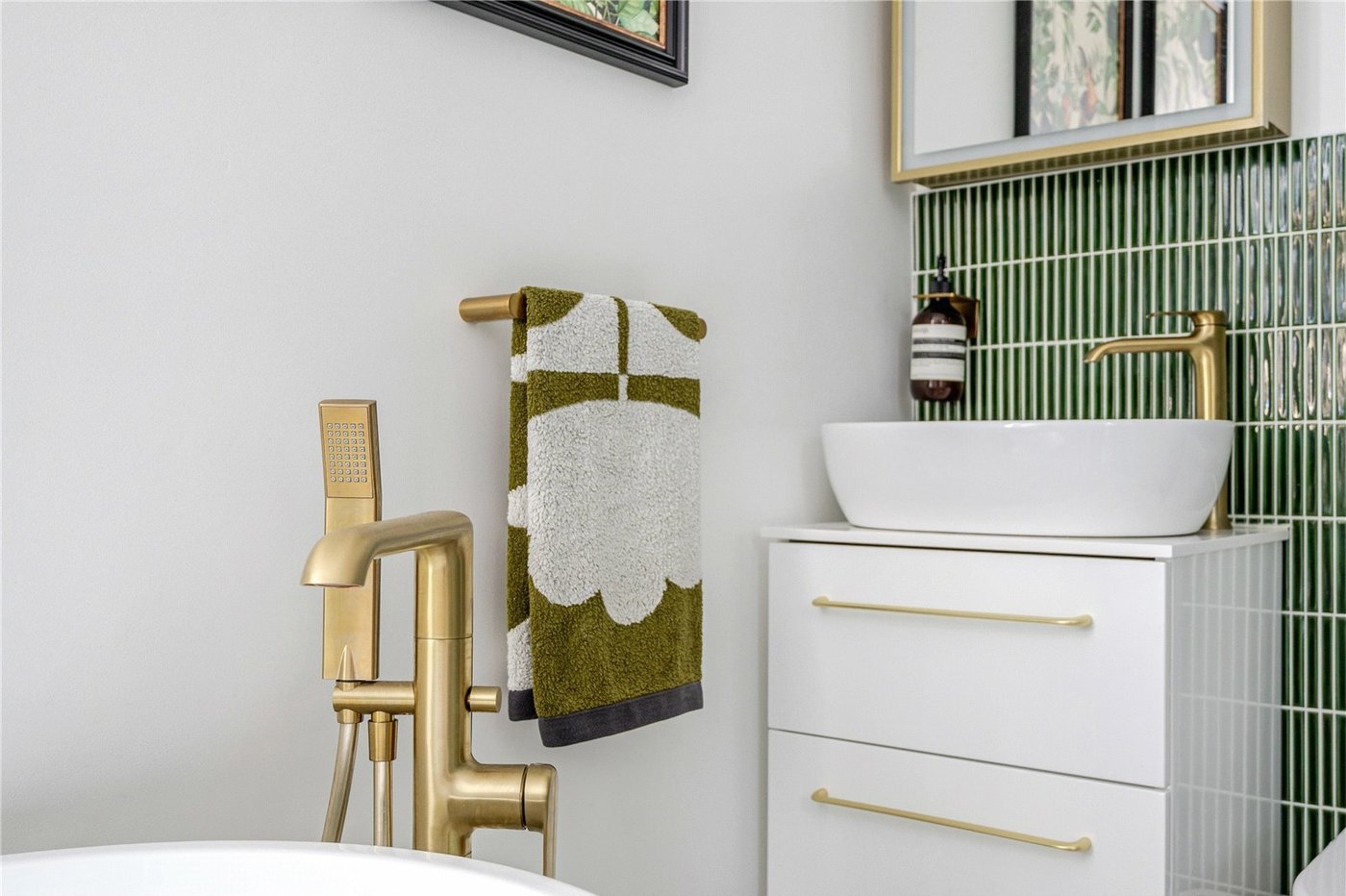 2 bedroom house for sale in Sydenham | Robinson Jackson