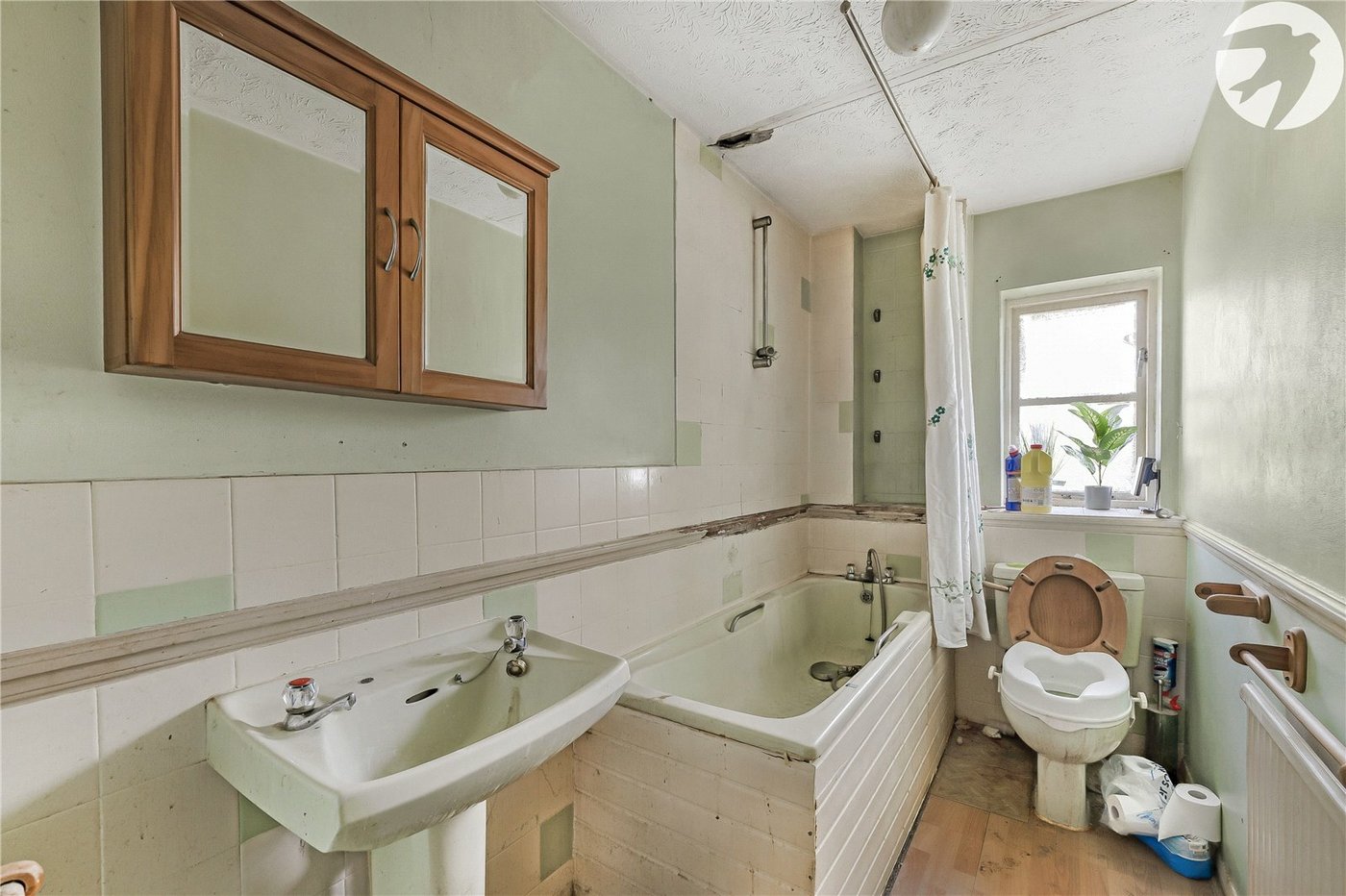 2 bedroom house for sale in Dartford | Robinson Jackson