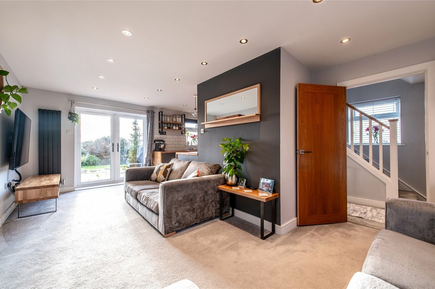 2 bedroom house for sale in Hoo | Robinson Michael & Jackson