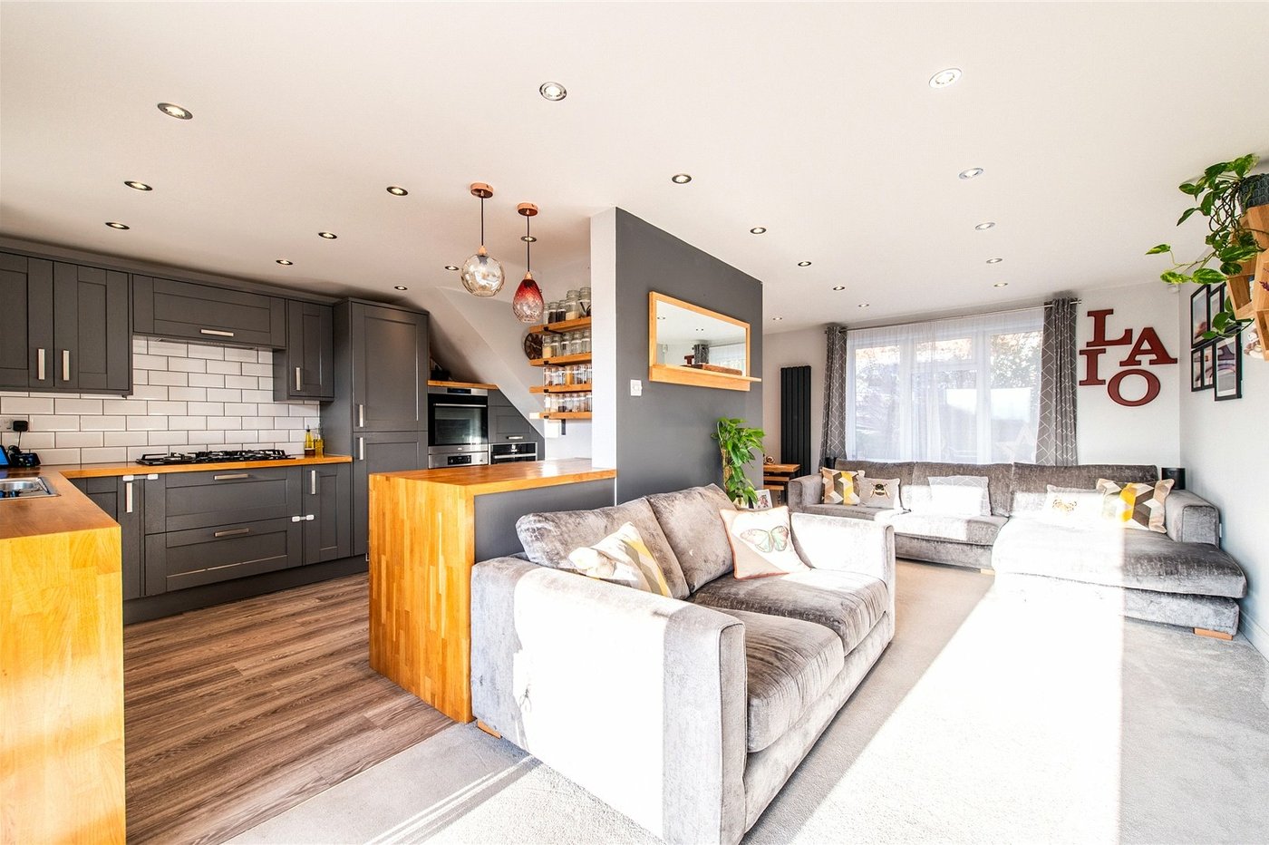 2 bedroom house for sale in Hoo | Robinson Michael & Jackson