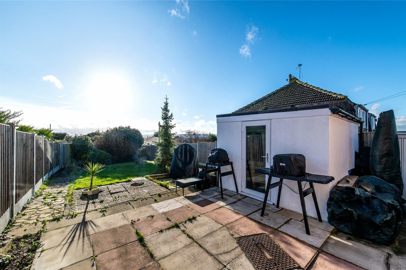 2 bedroom house for sale in Hoo | Robinson Michael & Jackson