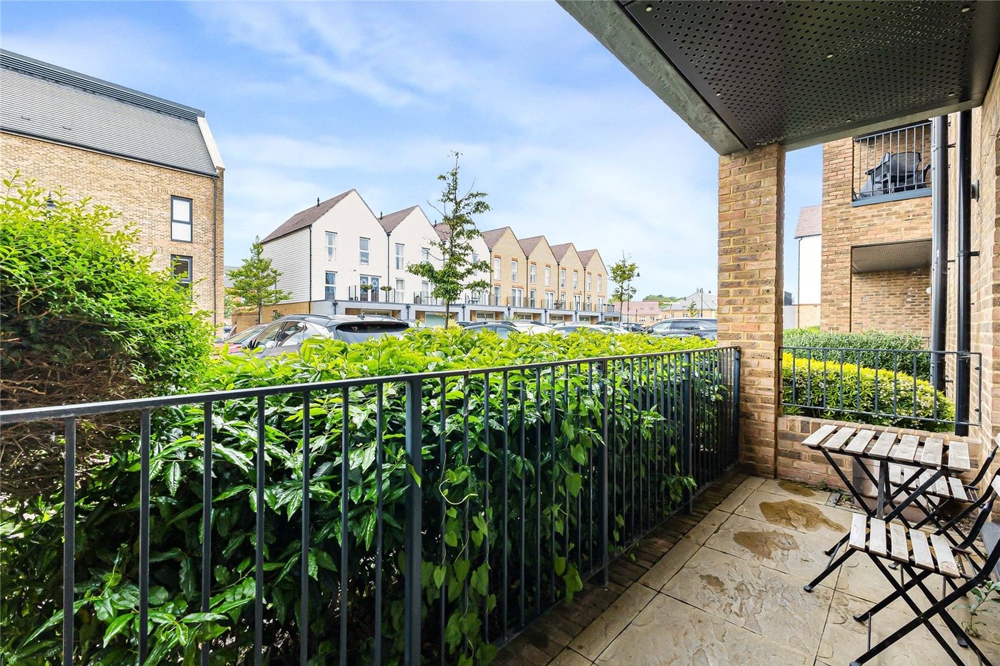 2 bedroom property for sale in Rochester | Robinson Michael & Jackson