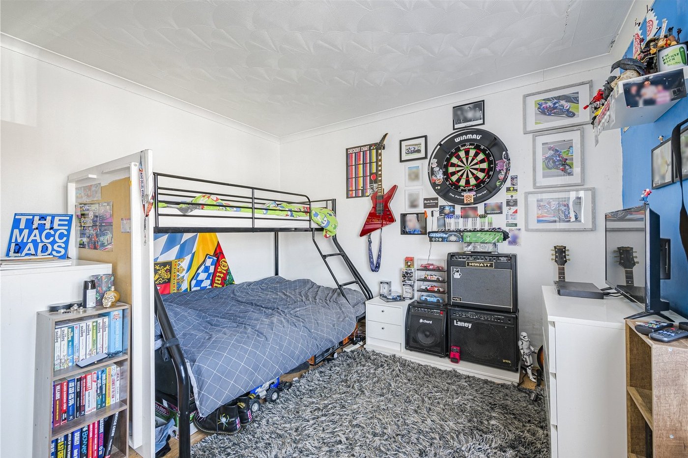 2 bedroom property for sale in Greenhithe | Robinson Jackson