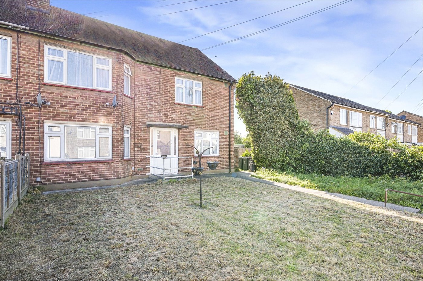 2 bedroom property for sale in Greenhithe | Robinson Jackson
