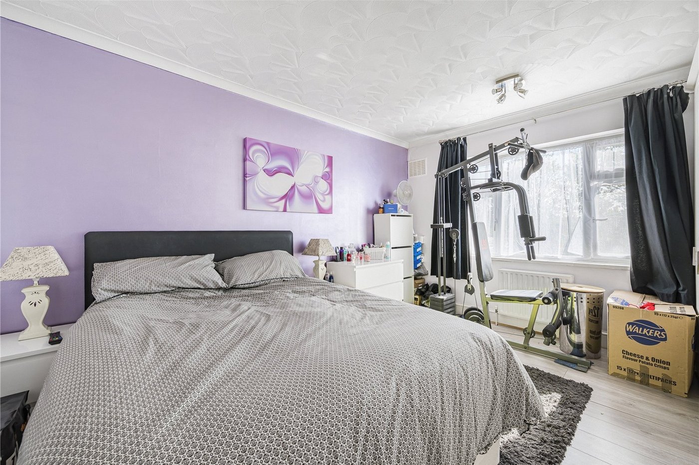 2 bedroom property for sale in Greenhithe | Robinson Jackson