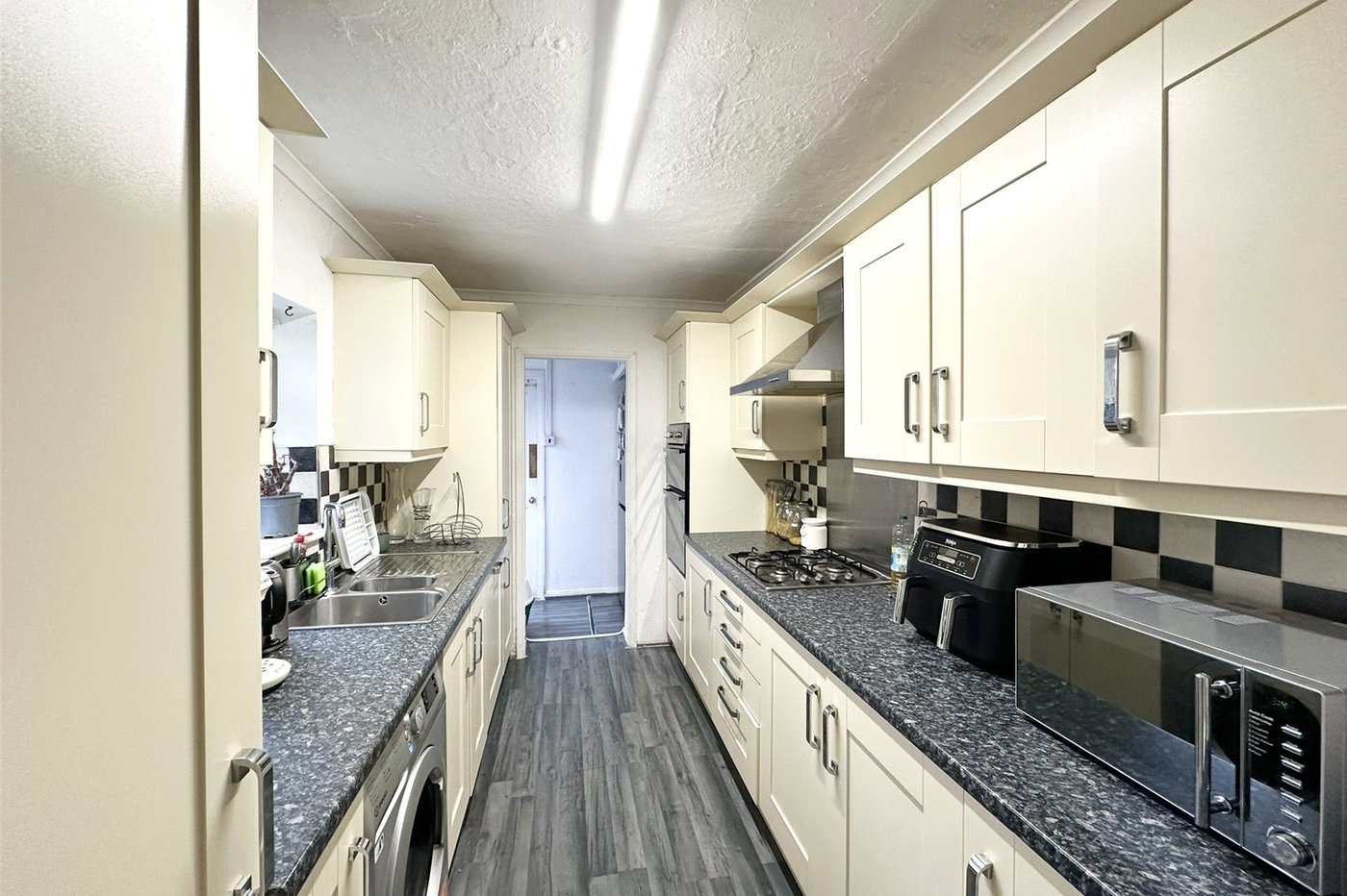 2 bedroom house for sale in Greenhithe | Robinson Jackson