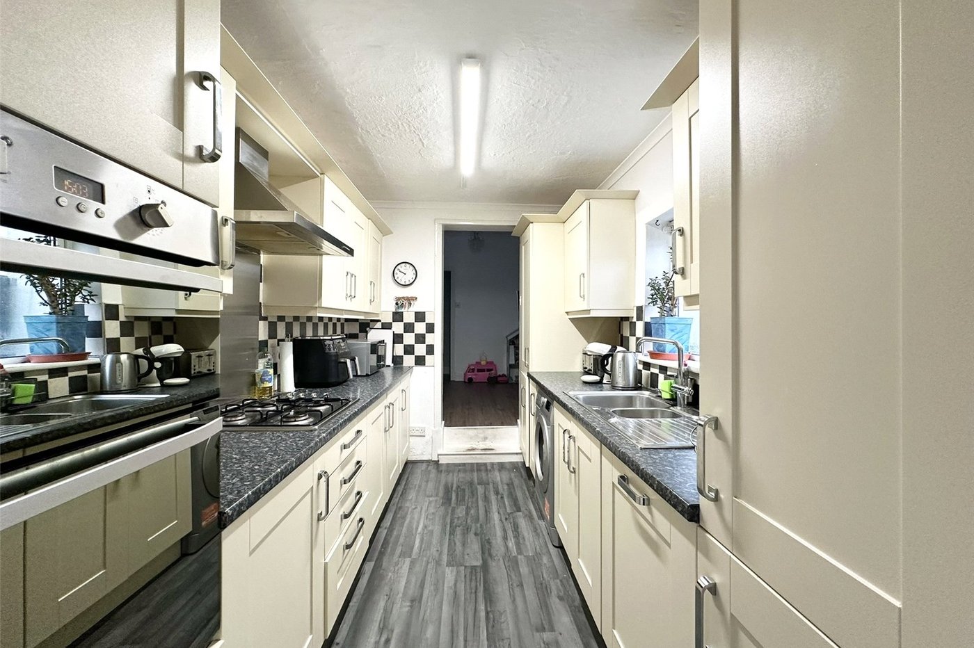 2 bedroom house for sale in Greenhithe | Robinson Jackson