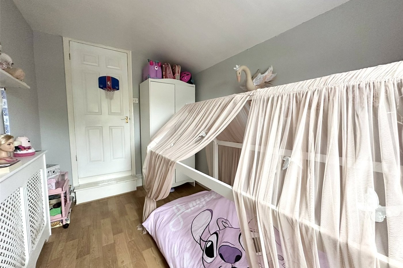 2 bedroom house for sale in Greenhithe | Robinson Jackson