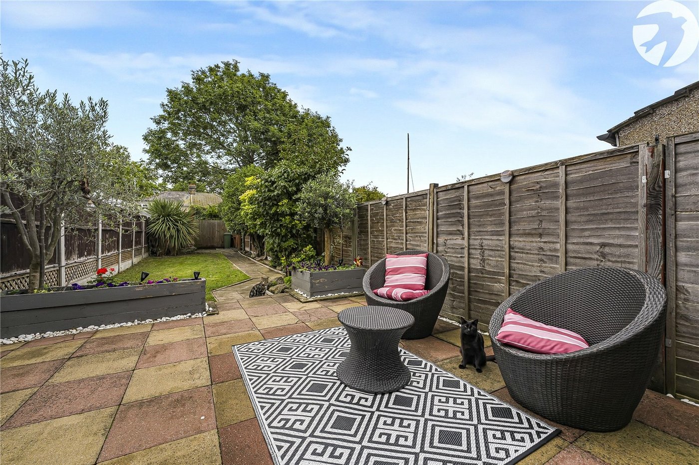 2 bedroom house for sale in Greenhithe | Robinson Jackson